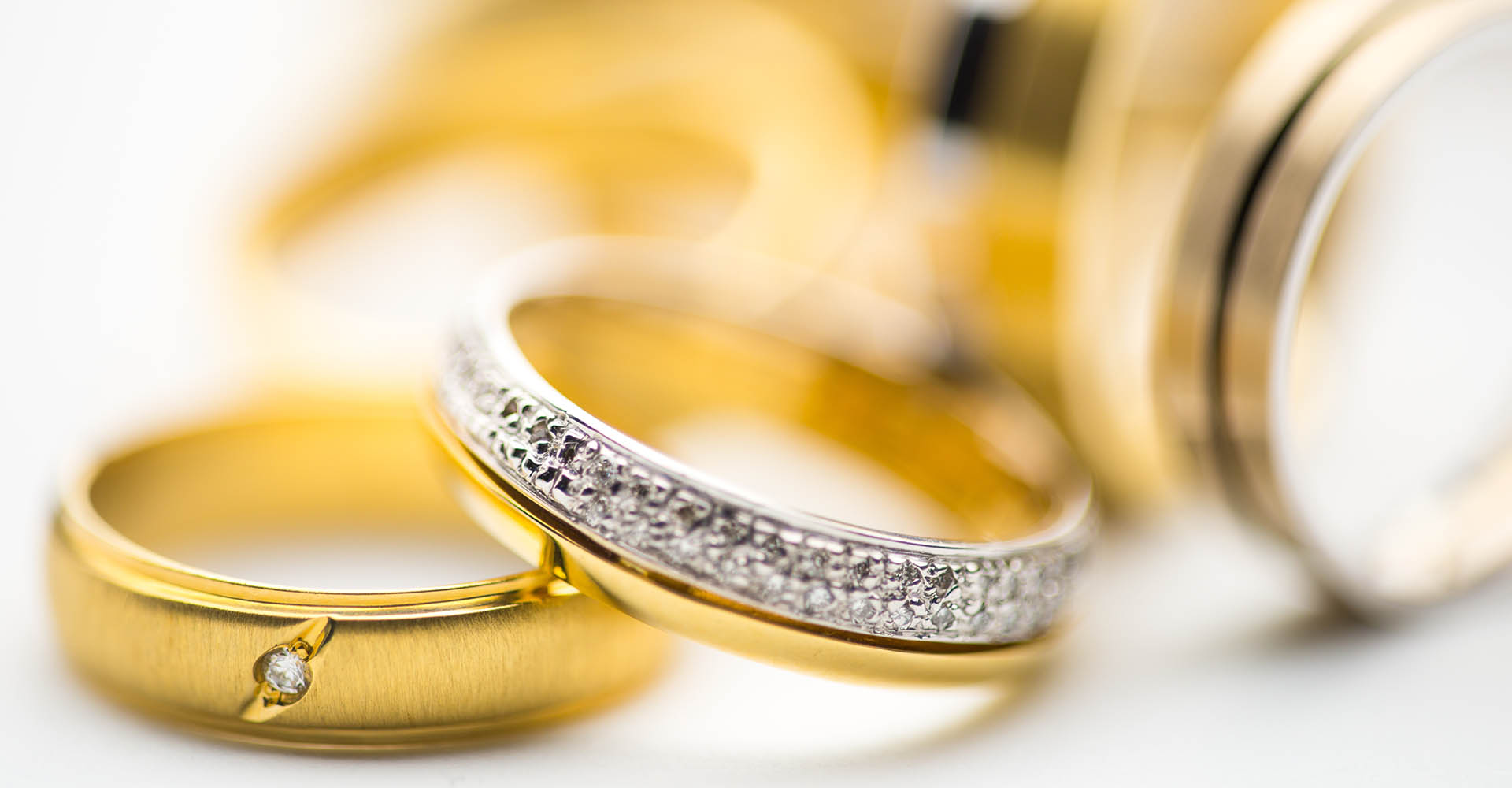 Wie erkenne ich Gold richtig? test | Juwelier Prens